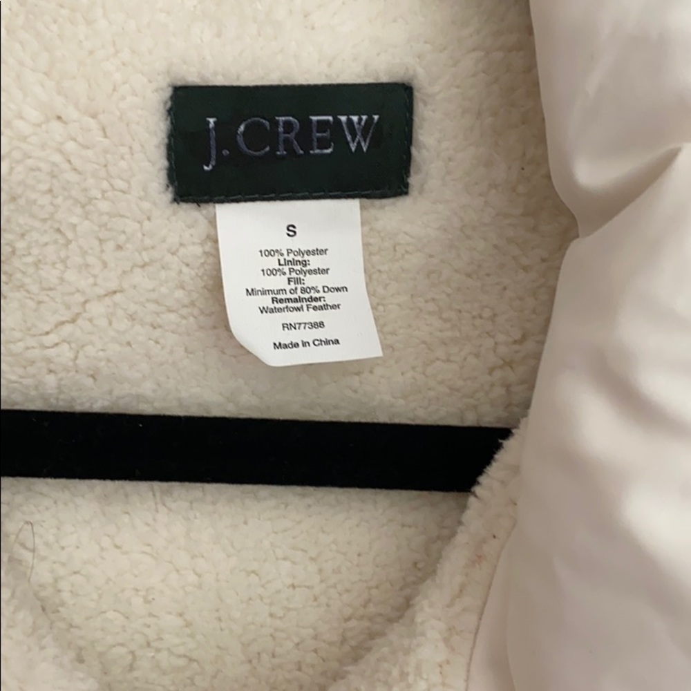 LIKE NEW! J.Crew Puffy Vest - Picture 2 of 4